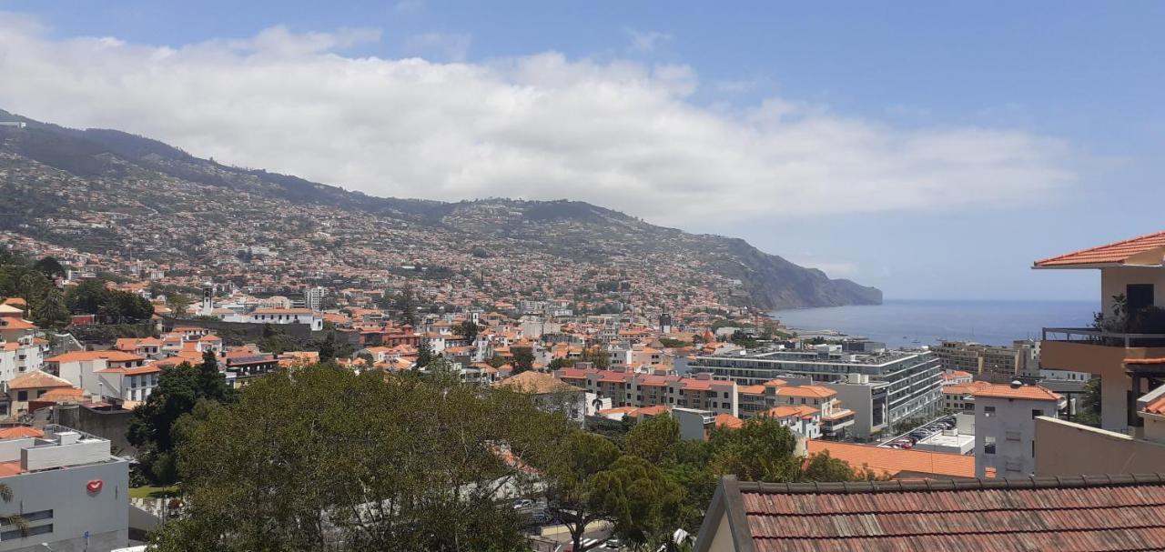 Living Caboqueira Apartment Funchal  Ngoại thất bức ảnh
