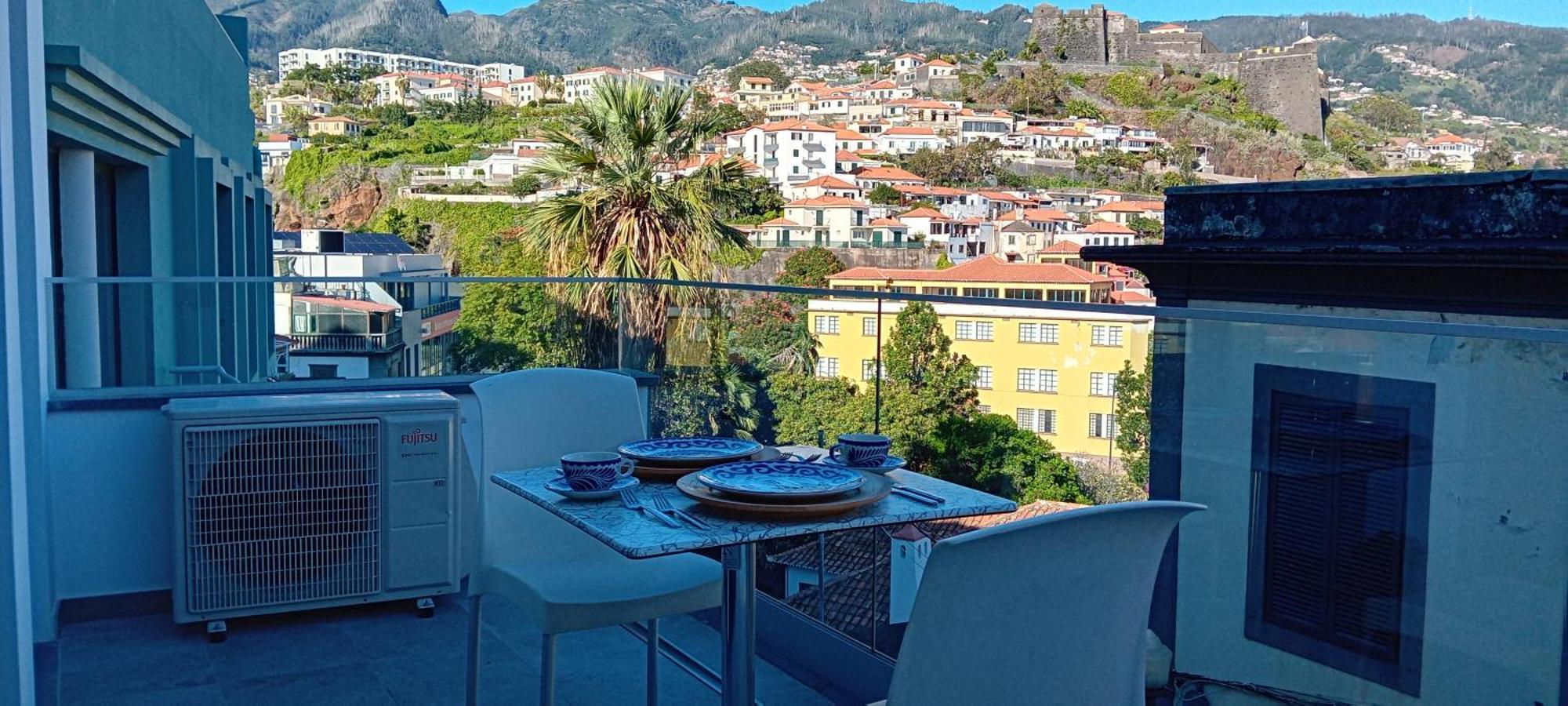 Living Caboqueira Apartment Funchal  Ngoại thất bức ảnh