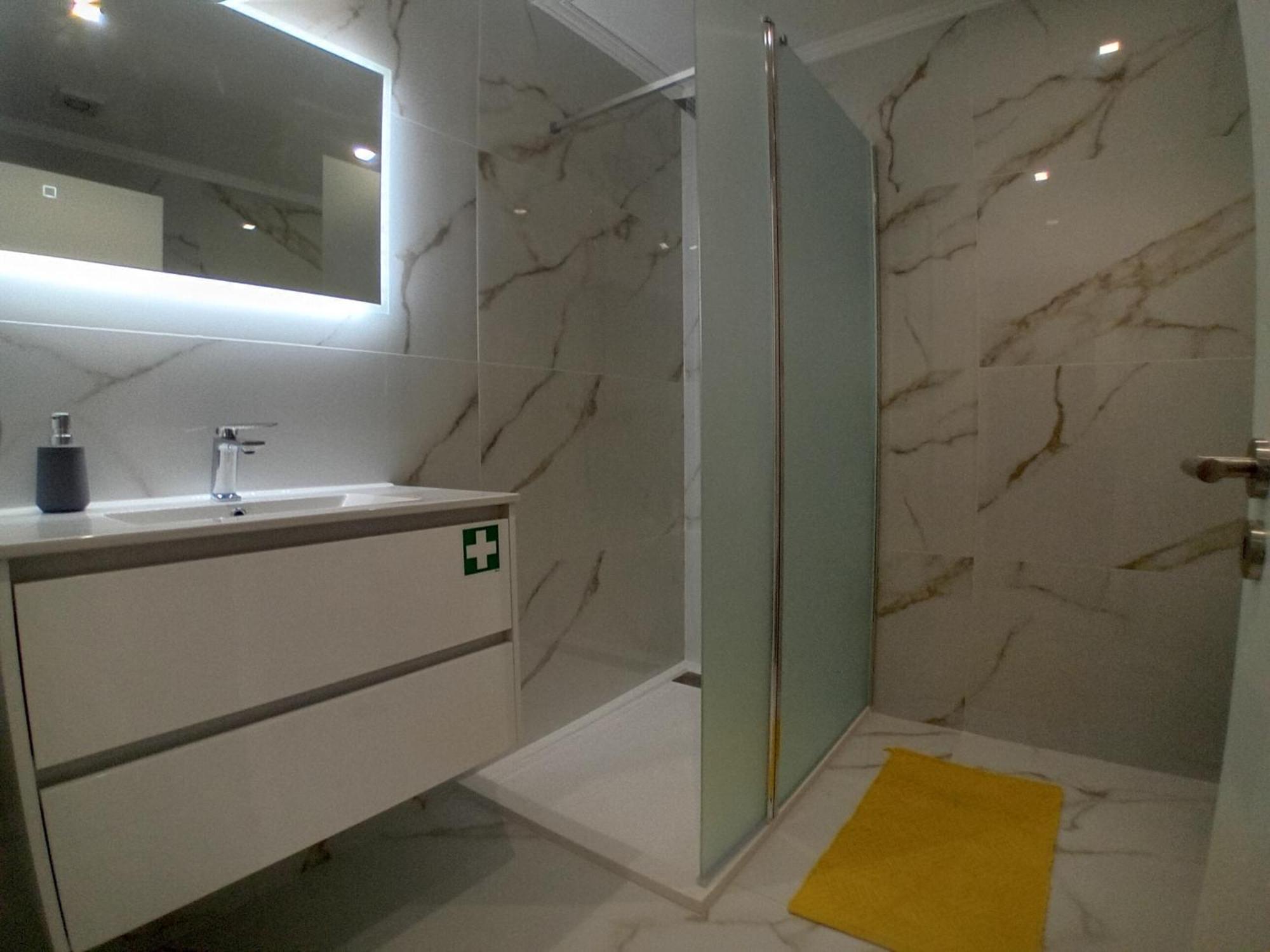Living Caboqueira Apartment Funchal  Ngoại thất bức ảnh